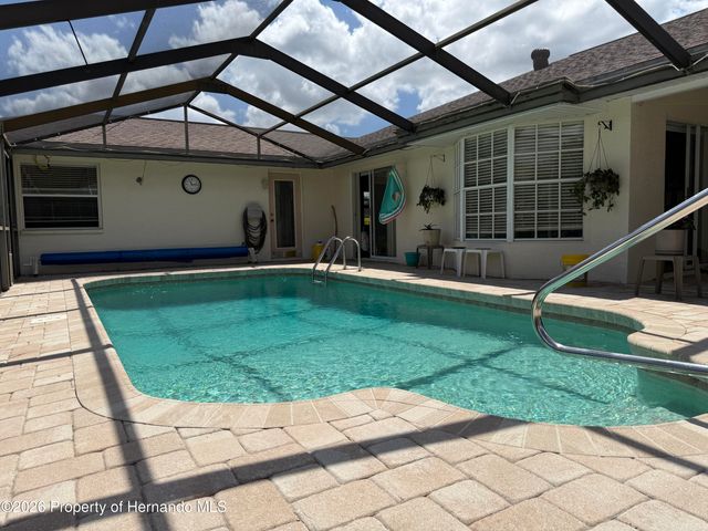 10381 Sandtrap Drive, Spring Hill, FL 34608