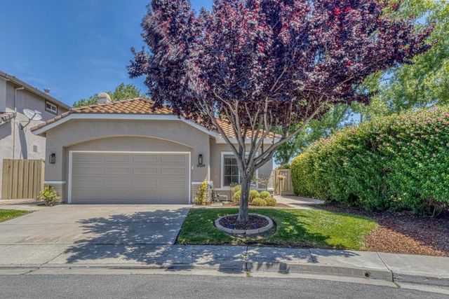18209 Stonegate Court, Salinas, CA 93908
