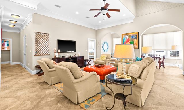39 Captiva Circle 39, Destin, FL 32550