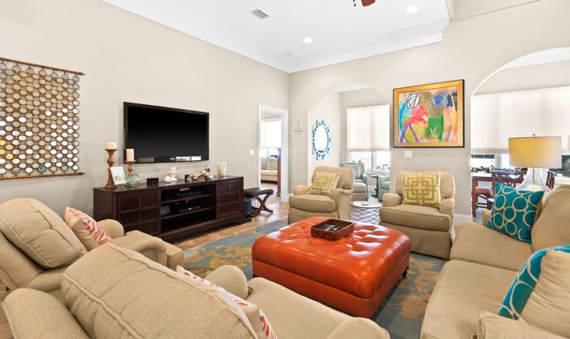 39 Captiva Circle 39, Destin, FL 32550