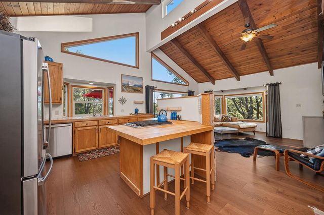 1260 Canyon View Ct, Arnold, CA 95223