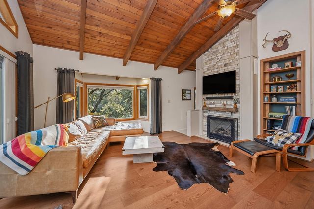 1260 Canyon View Ct, Arnold, CA 95223
