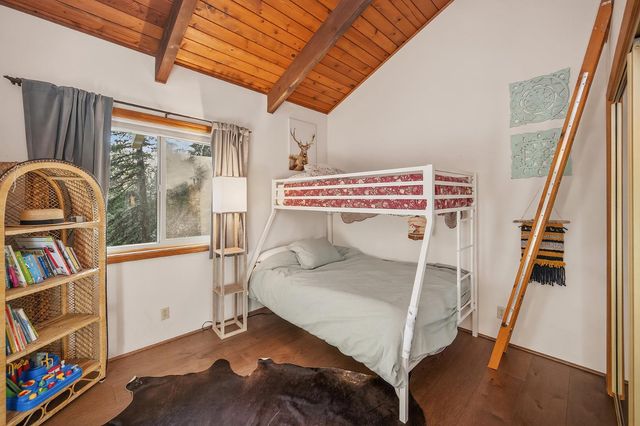 1260 Canyon View Ct, Arnold, CA 95223