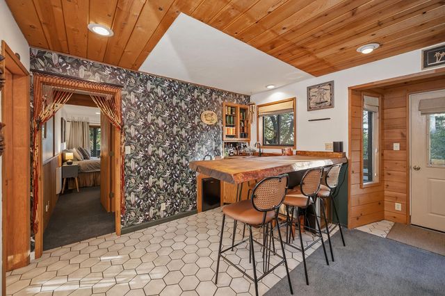1260 Canyon View Ct, Arnold, CA 95223