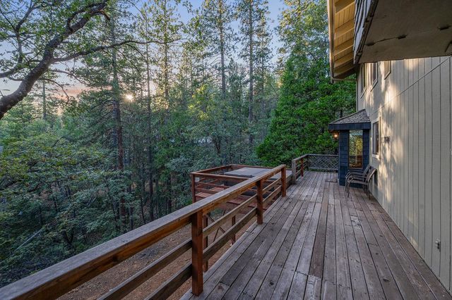 1260 Canyon View Ct, Arnold, CA 95223