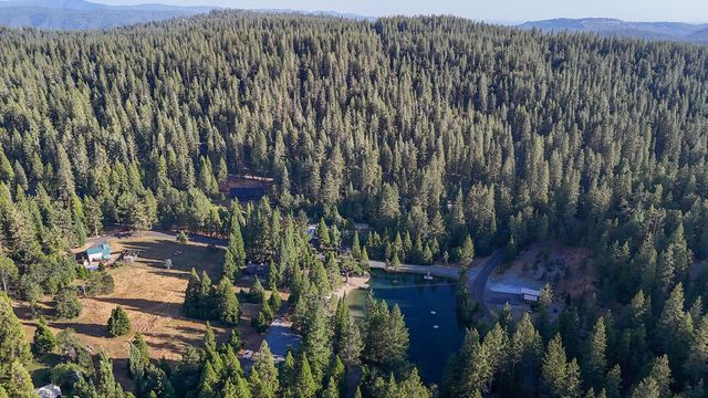 1260 Canyon View Ct, Arnold, CA 95223
