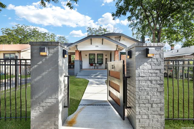 324 Hammond, San Antonio, TX 78210