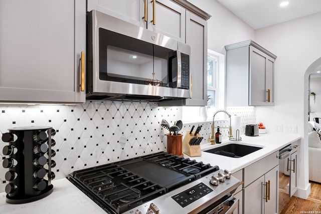 324 Hammond, San Antonio, TX 78210