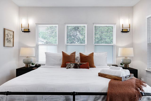 324 Hammond, San Antonio, TX 78210