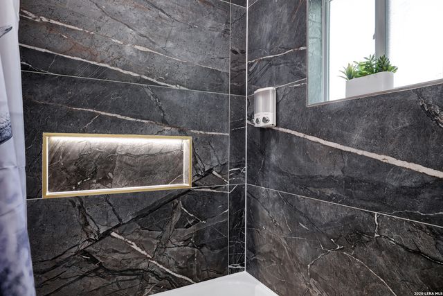 324 Hammond, San Antonio, TX 78210