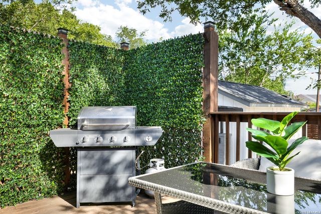 324 Hammond, San Antonio, TX 78210