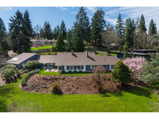 875 W 36TH Ave, Eugene, OR 97405