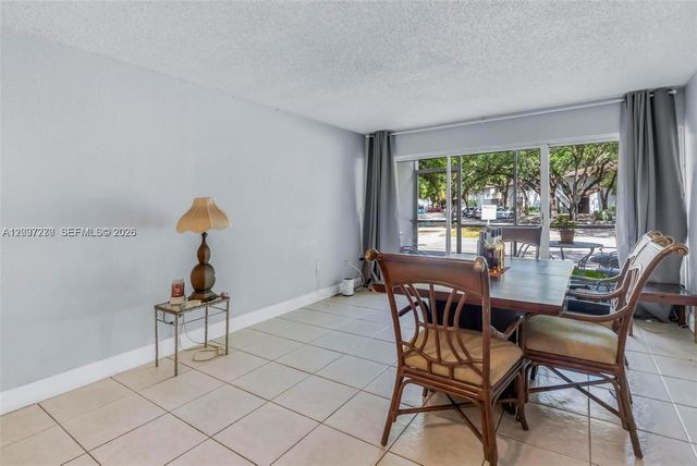 4235 N University Dr 115, Sunrise, FL 33351