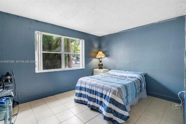 4235 N University Dr 115, Sunrise, FL 33351