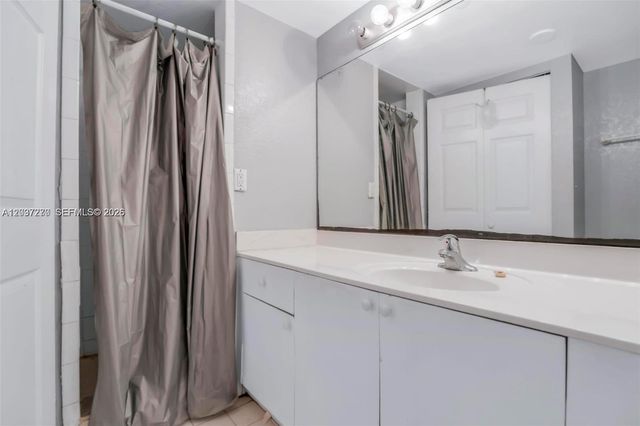 4235 N University Dr 115, Sunrise, FL 33351
