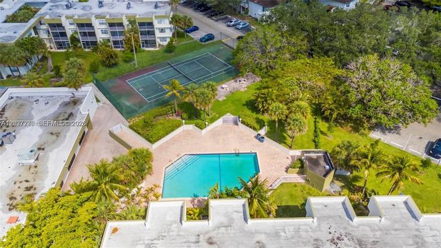 4235 N University Dr 115, Sunrise, FL 33351
