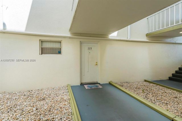4235 N University Dr 115, Sunrise, FL 33351