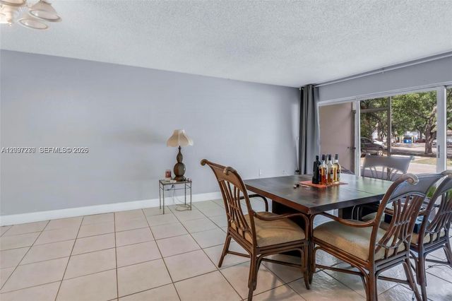 4235 N University Dr 115, Sunrise, FL 33351