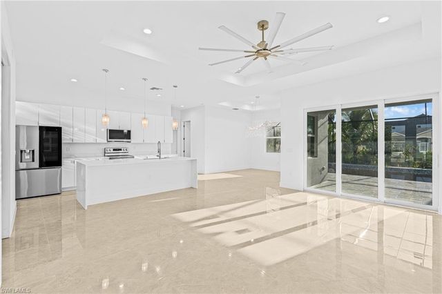 821 NW 37th PL, Cape Coral, FL 33993