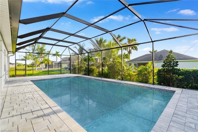 821 NW 37th PL, Cape Coral, FL 33993