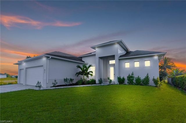 821 NW 37th PL, Cape Coral, FL 33993