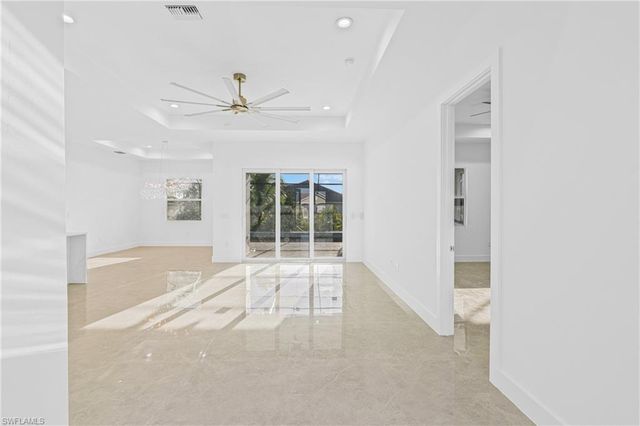 821 NW 37th PL, Cape Coral, FL 33993