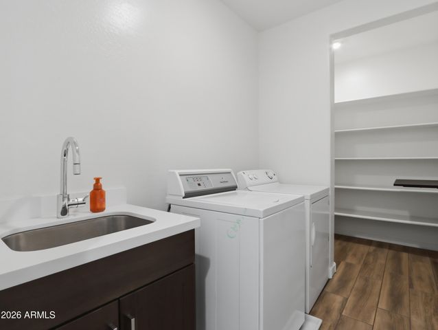 1555 E OCOTILLO Road 20, Phoenix, AZ 85014