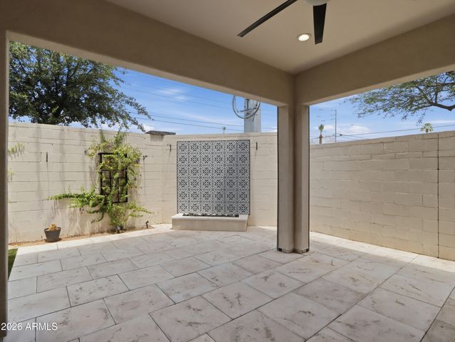 1555 E OCOTILLO Road 20, Phoenix, AZ 85014