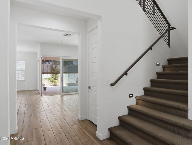 1555 E OCOTILLO Road 20, Phoenix, AZ 85014