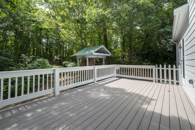 3 Hill Wood Way, East Sandwich, MA 02537