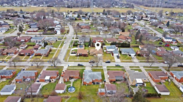 32629 Dover Avenue, Warren, MI 48088