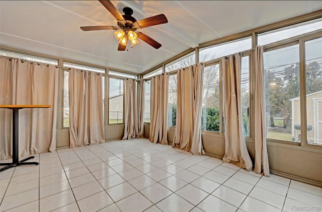 32629 Dover Avenue, Warren, MI 48088