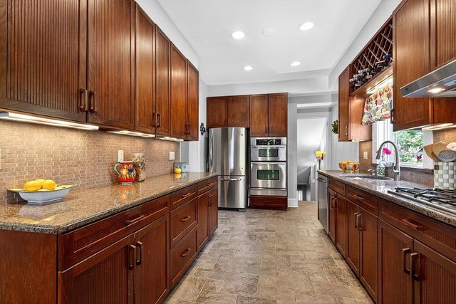158 VREELAND AVE, Rutherford, NJ 07070