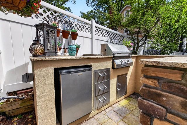 158 VREELAND AVE, Rutherford, NJ 07070