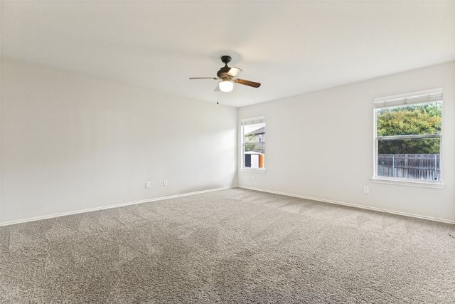 556 Winbridge Lane, Fort Worth, TX 76052