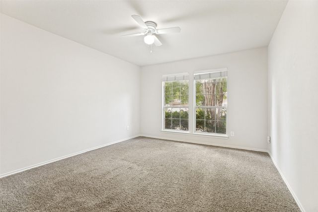 556 Winbridge Lane, Fort Worth, TX 76052