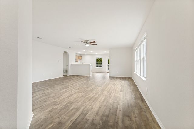 556 Winbridge Lane, Fort Worth, TX 76052