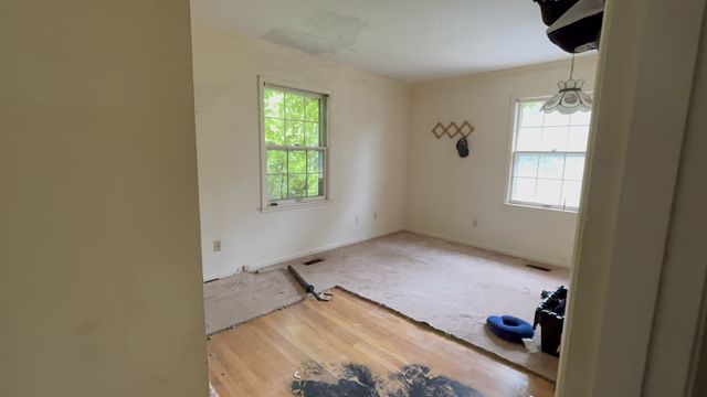 1229 N 1st St, Westmoreland, TN 37186