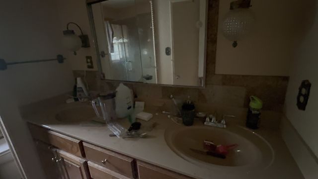 1229 N 1st St, Westmoreland, TN 37186