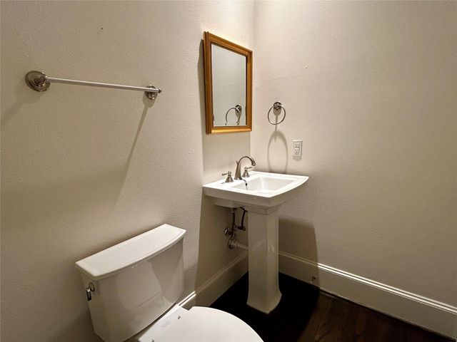 4031 Bellefontaine Street 101, Houston, TX 77025