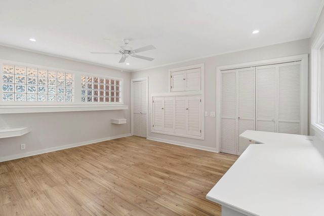 6215 Westcott Street A, Houston, TX 77007