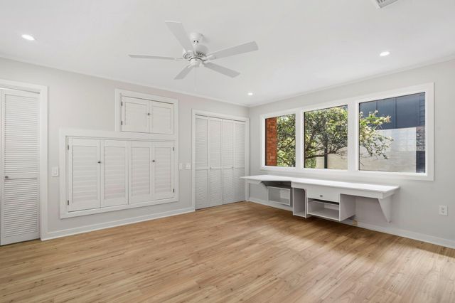 6215 Westcott Street A, Houston, TX 77007