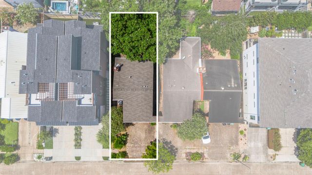 6215 Westcott Street A, Houston, TX 77007