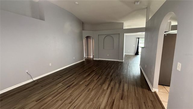 2210 NICOLLETT WAY, Leesburg, FL 34748
