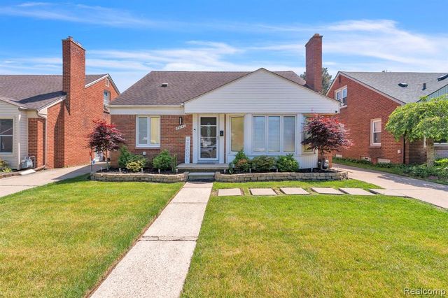 23241 Oak Street, Dearborn, MI 48128