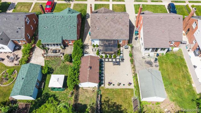 23241 Oak Street, Dearborn, MI 48128