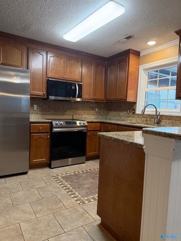 123 Upland Circle, Toney, AL 35773