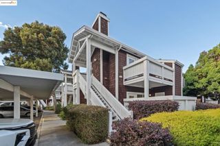 135 Marina Lakes Dr, Richmond, CA 94804