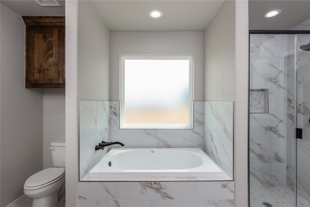 232 Prairie Street, Jacksboro, TX 76458