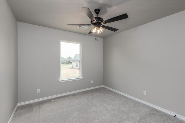 232 Prairie Street, Jacksboro, TX 76458